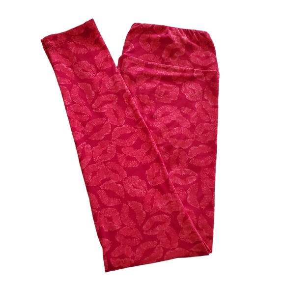 LuLaRoe red lip print leggings - Picture 1 of 7